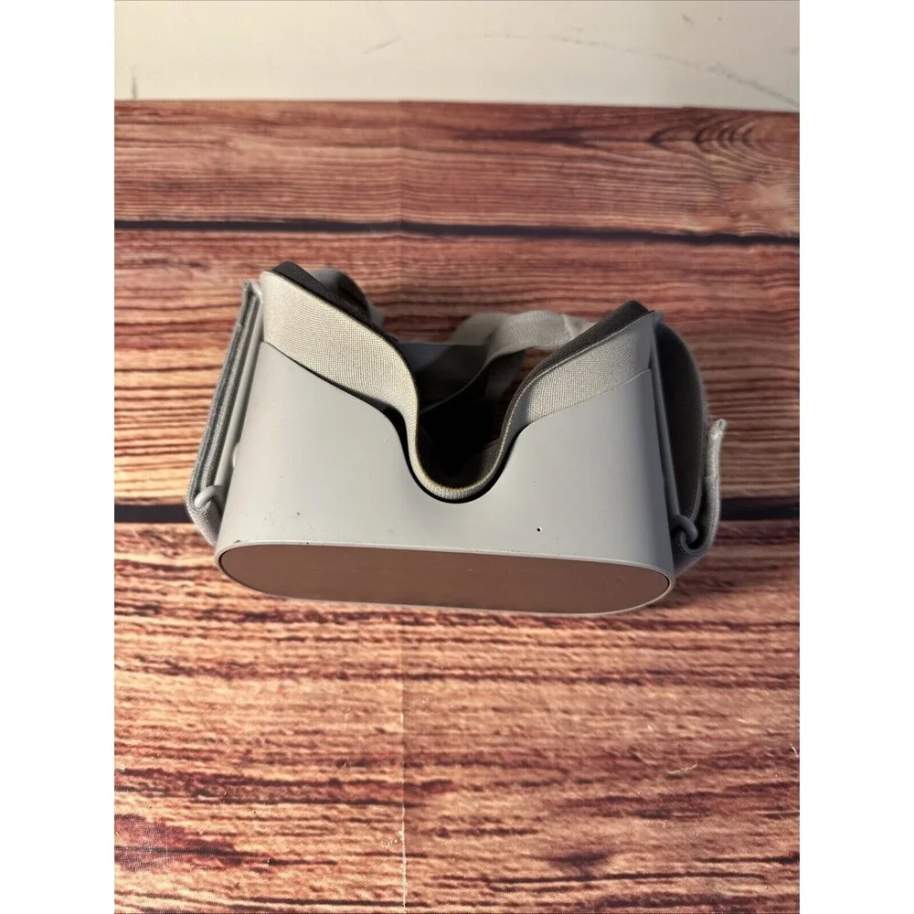 Oculus Go 64GB Standalone Virtual Reality Headset - WORKING - MH-A64